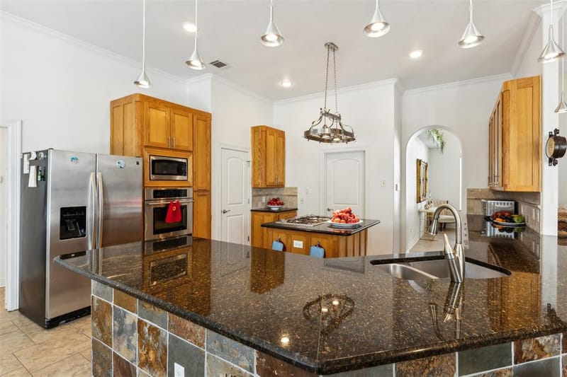 2109 Cooks Lane, Fort Worth TX 76120 - Photo 12