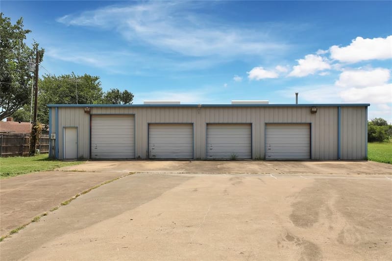 302 Wilcoxson Street, Farmersville TX 75442 - Photo 35