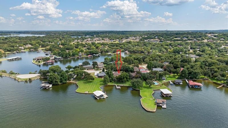 1308 Comanche Cove Court, Granbury TX 76048 - Photo 2