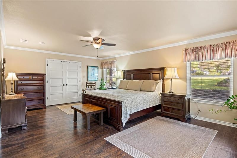1308 Comanche Cove Court, Granbury TX 76048 - Photo 13