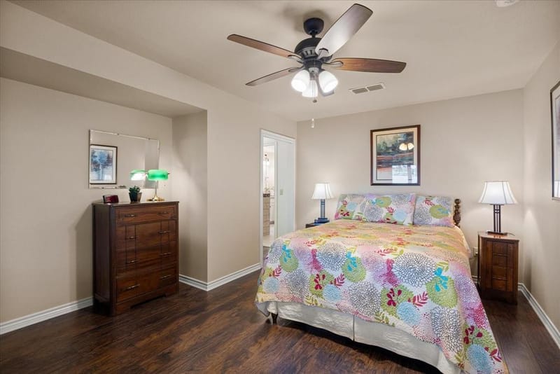 1308 Comanche Cove Court, Granbury TX 76048 - Photo 20