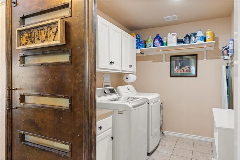 1308 Comanche Cove Court, Granbury TX 76048 - Photo 24