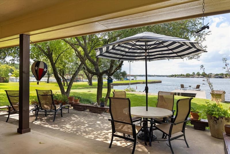 1308 Comanche Cove Court, Granbury TX 76048 - Photo 33