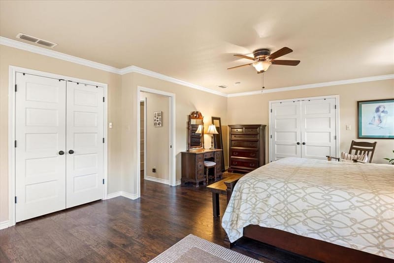 1308 Comanche Cove Court, Granbury TX 76048 - Photo 14