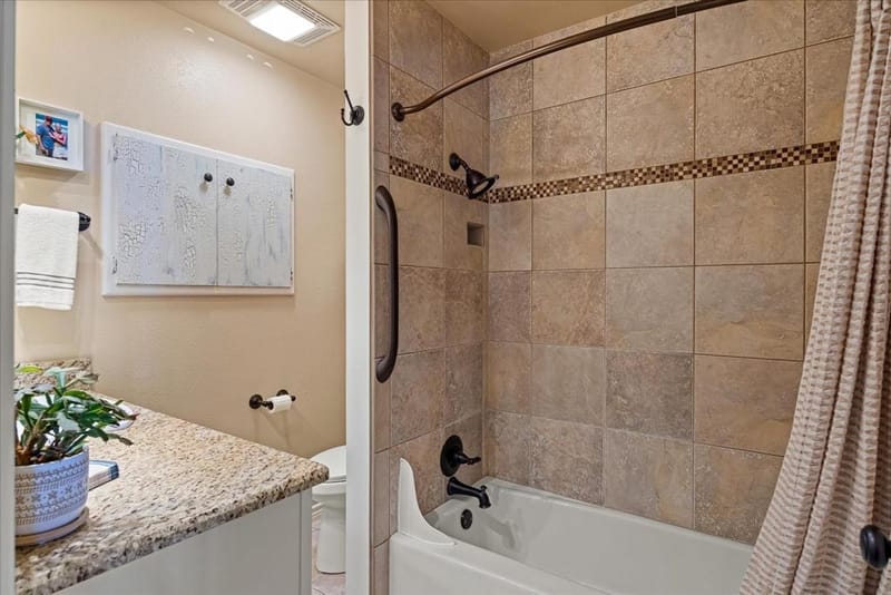 1308 Comanche Cove Court, Granbury TX 76048 - Photo 18
