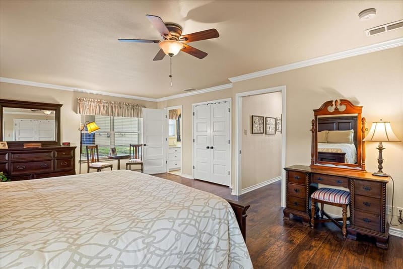 1308 Comanche Cove Court, Granbury TX 76048 - Photo 15