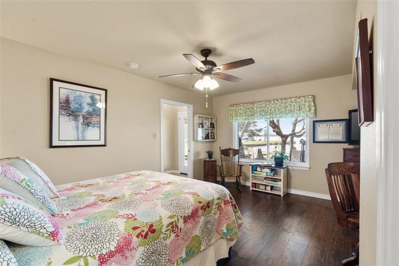 1308 Comanche Cove Court, Granbury TX 76048 - Photo 19