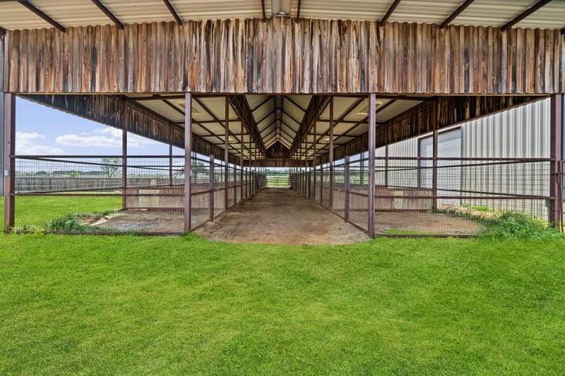 2454 W SH 380, Jacksboro TX 76458 - Photo 26