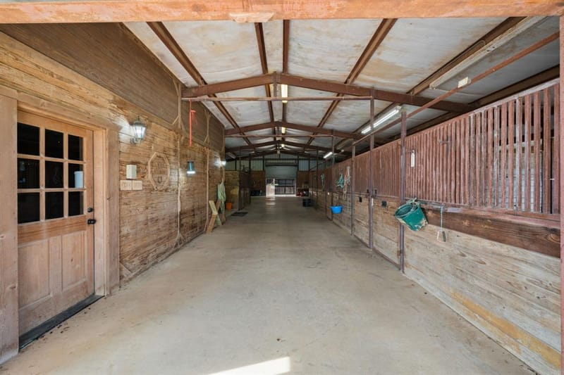 2454 W SH 380, Jacksboro TX 76458 - Photo 36