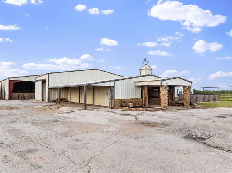 2454 W SH 380, Jacksboro TX 76458 - Photo 35