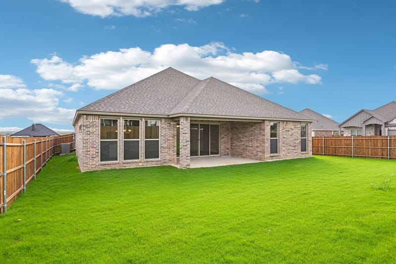 701 Broken Bow Lane, Cleburne TX 76033 - Photo 37