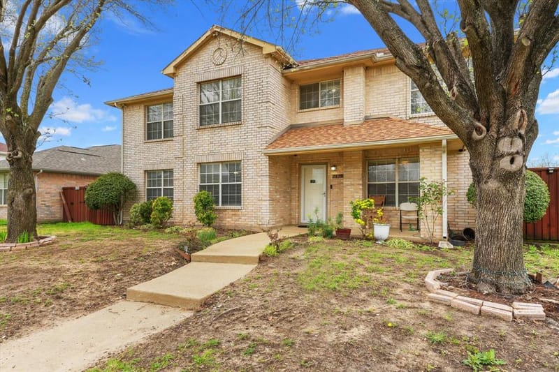 1818 Cedar Ridge Drive, Mesquite TX 75181 - Photo 2
