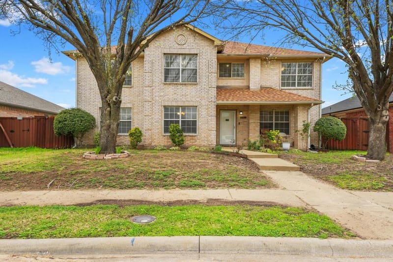 1818 Cedar Ridge Drive, Mesquite TX 75181