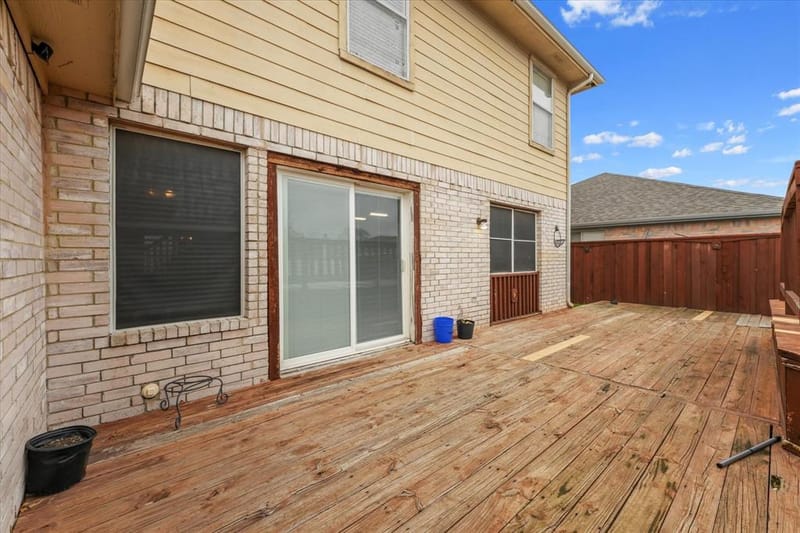 1818 Cedar Ridge Drive, Mesquite TX 75181 - Photo 18