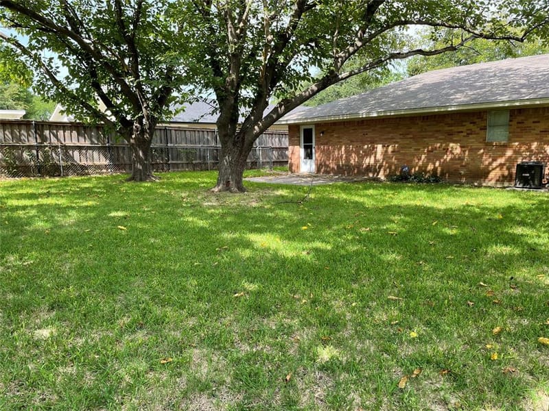 123 EVELYN Street, DeSoto TX 75115 - Photo 18