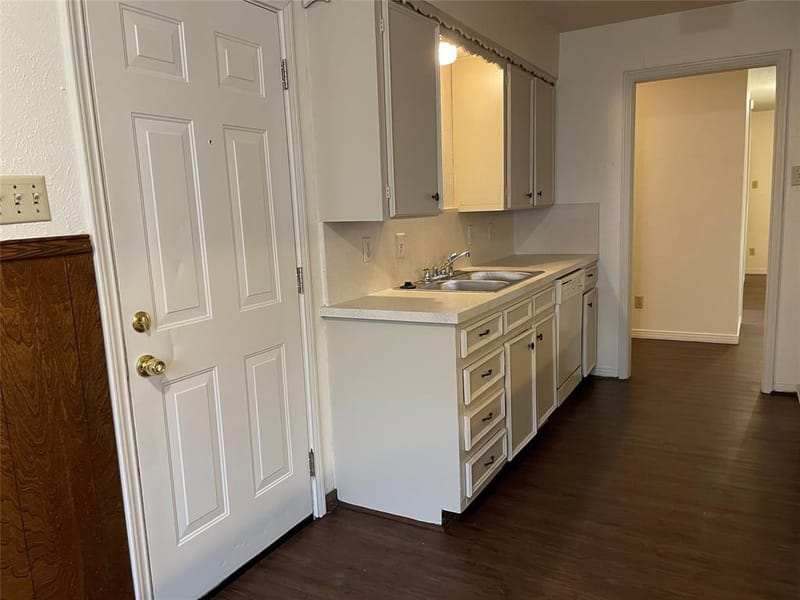 123 EVELYN Street, DeSoto TX 75115 - Photo 4