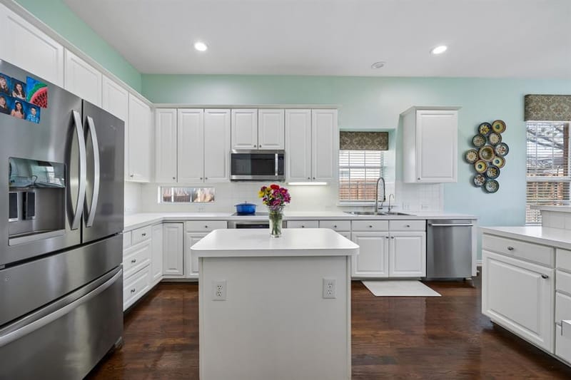 9612 Saint Annes Drive, Plano TX 75025 - Photo 11