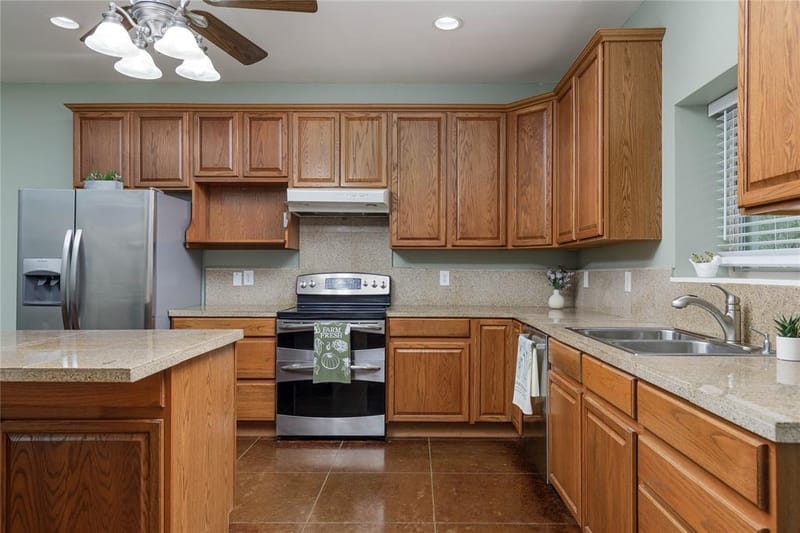 1878 N Lincoln Park Road, Van Alstyne TX 75495 - Photo 11