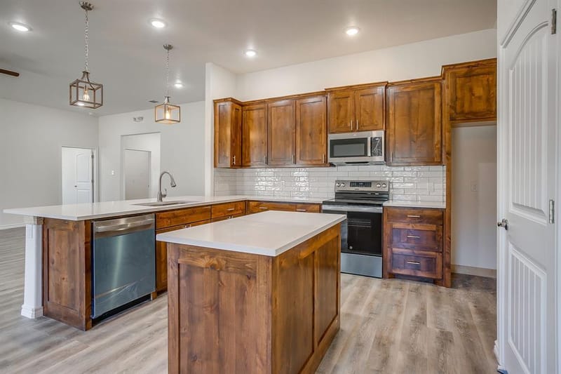 130 Abbott Avenue, Covington TX 76636 - Photo 6