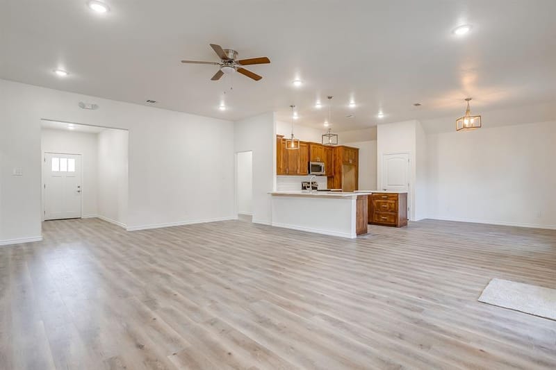 130 Abbott Avenue, Covington TX 76636 - Photo 10
