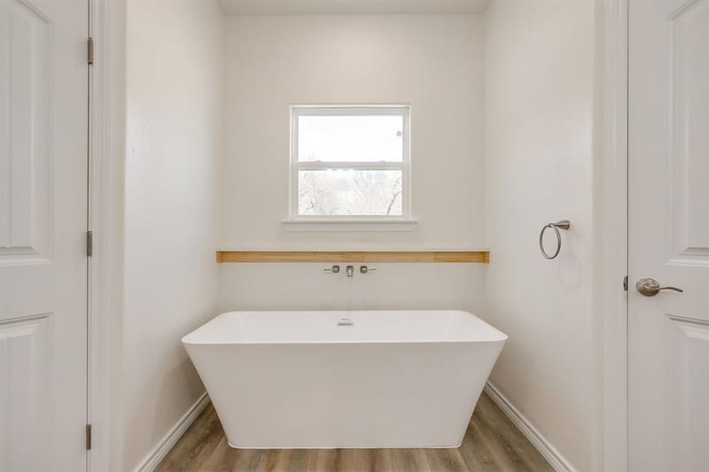 130 Abbott Avenue, Covington TX 76636 - Photo 18