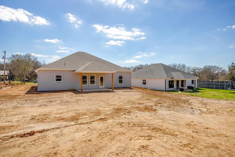 130 Abbott Avenue, Covington TX 76636 - Photo 37