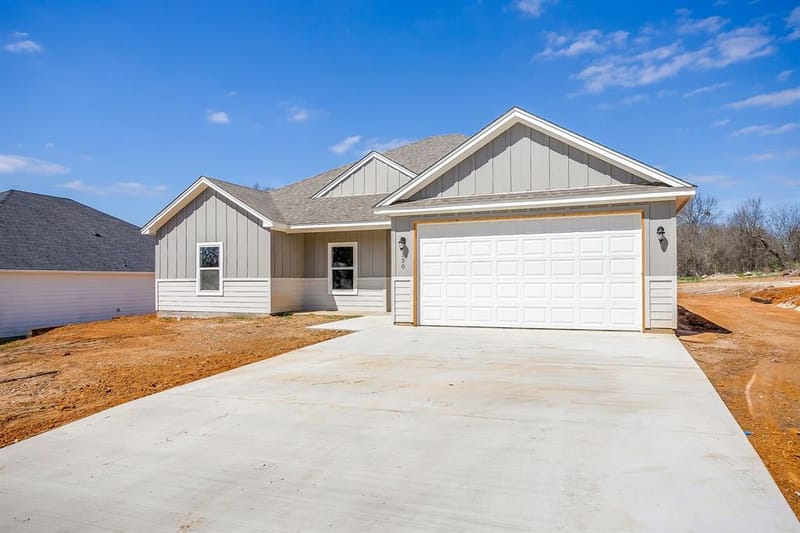130 Abbott Avenue, Covington TX 76636 - Photo 25
