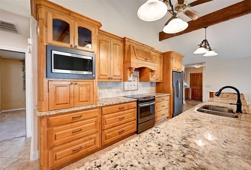 742 Kiowa Drive W, Lake Kiowa TX 76240 - Photo 13