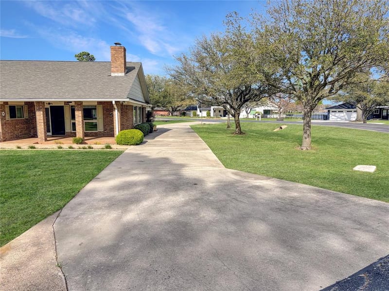 742 Kiowa Drive W, Lake Kiowa TX 76240 - Photo 22