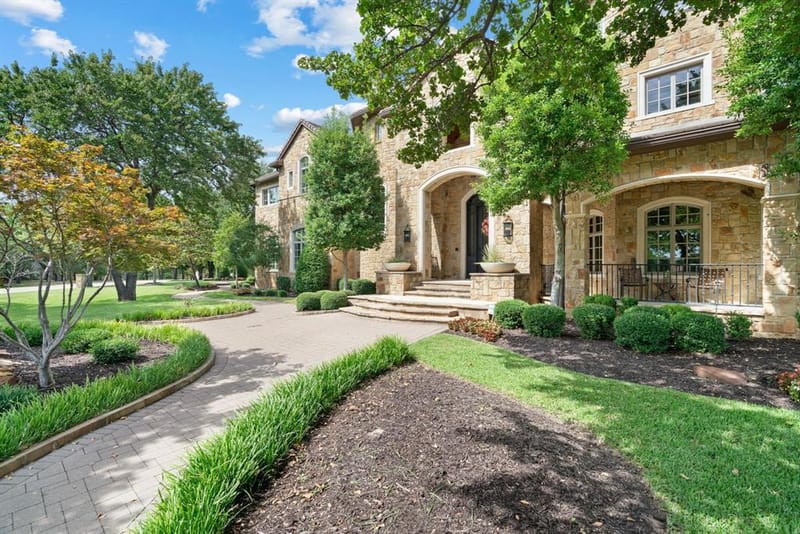 1908 Point De Vue Drive, Flower Mound TX 75022 - Photo 3