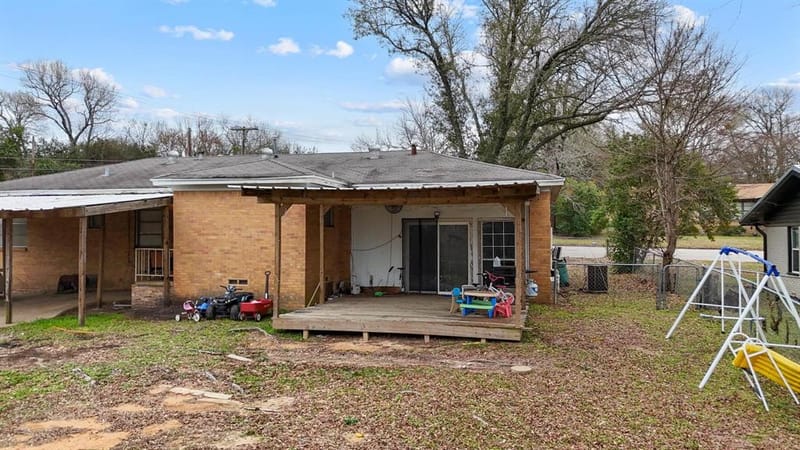 700 Powderhorn Drive, Athens TX 75751 - Photo 3