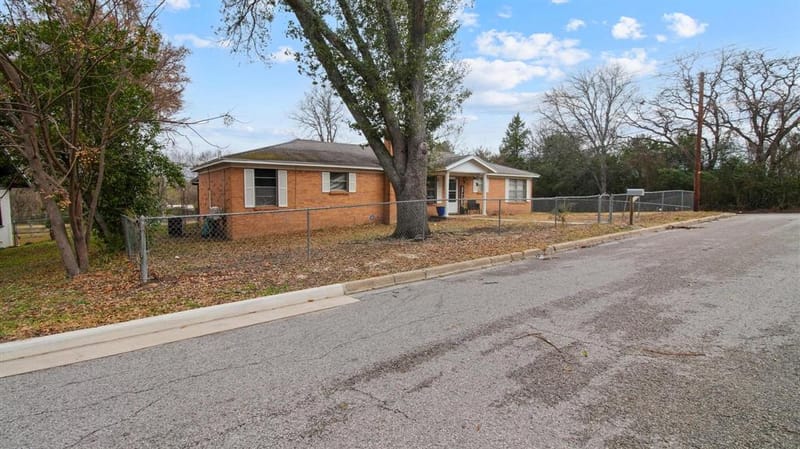 700 Powderhorn Drive, Athens TX 75751 - Photo 25
