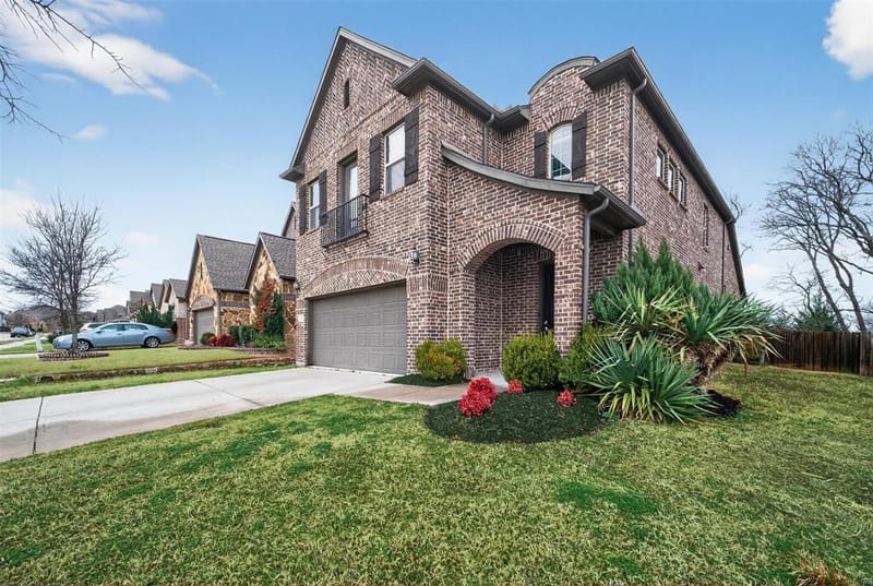 3620 Walden Drive, McKinney TX 75071 - Photo 5