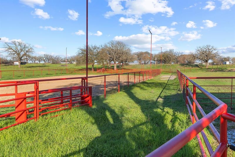 304 Scarlett Road, Weatherford TX 76087 - Photo 16