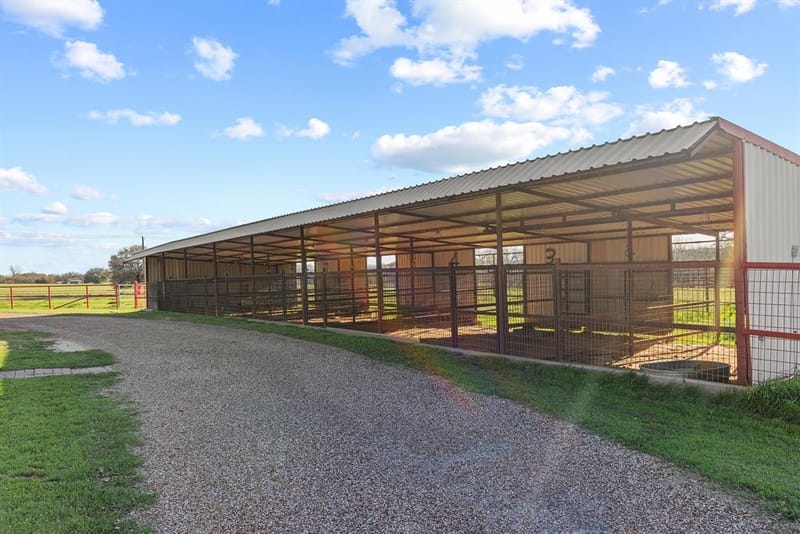 304 Scarlett Road, Weatherford TX 76087 - Photo 9