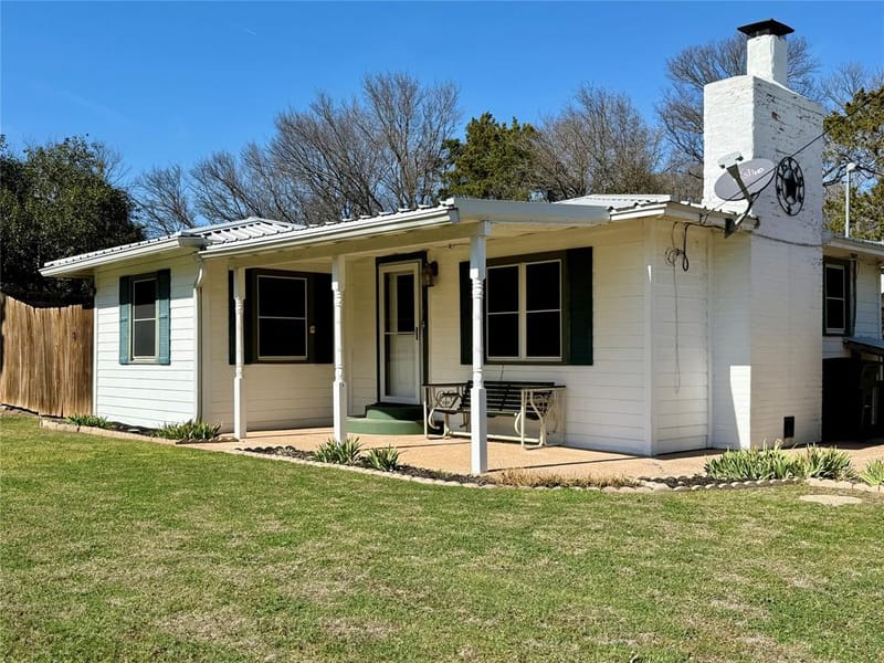 120 One Feather, Whitney TX 76692 - Photo 3