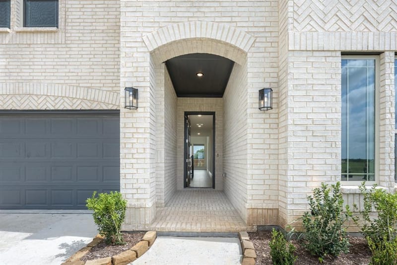249 Fireberry Drive, Glenn Heights TX 75154 - Photo 4