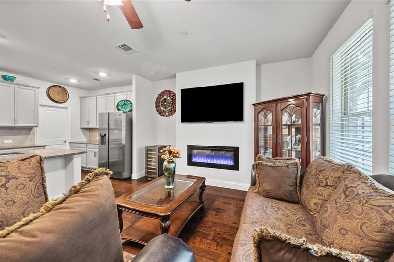 329 Baker Drive, Plano TX 75074 - Photo 4