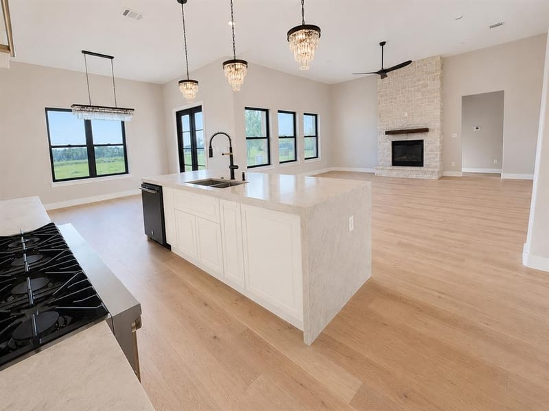 6306 Starlight Ranch Road, Godley TX 76044 - Photo 13
