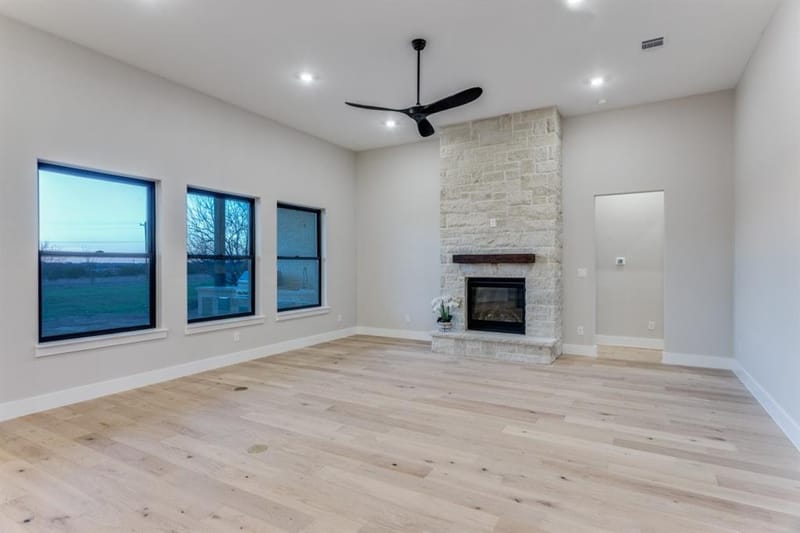 6306 Starlight Ranch Road, Godley TX 76044 - Photo 10