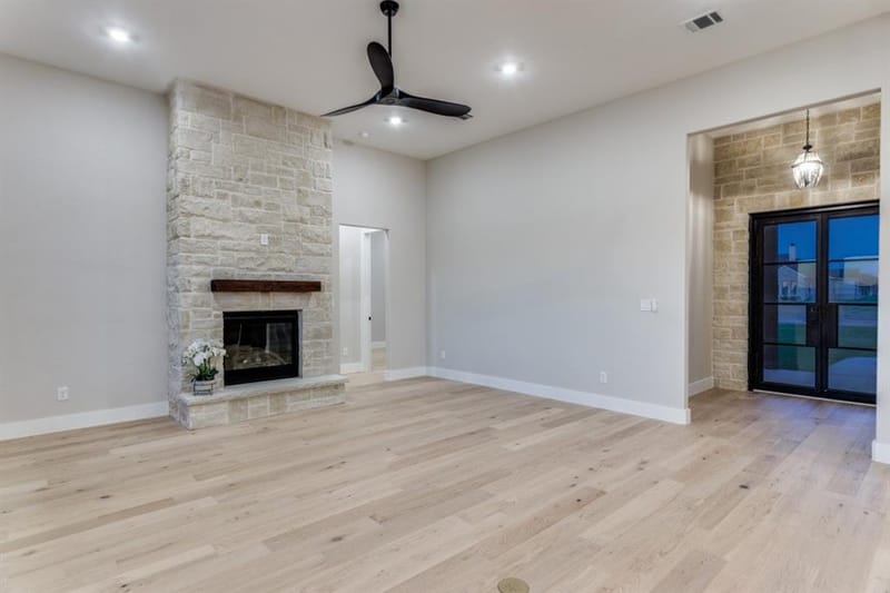 6306 Starlight Ranch Road, Godley TX 76044 - Photo 8