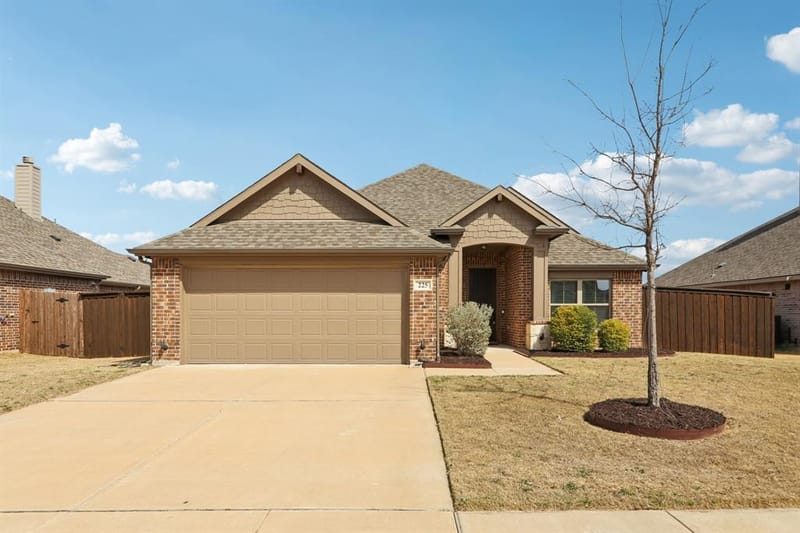 225 Brazos Drive, Waxahachie TX 75165
