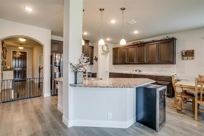 433 Joseph Lane, Crowley TX 76036 - Photo 12