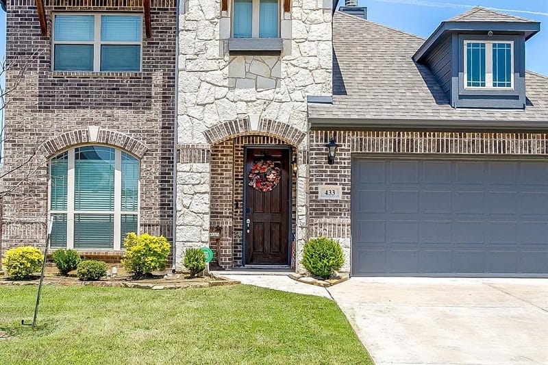 433 Joseph Lane, Crowley TX 76036 - Photo 4