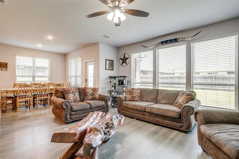 433 Joseph Lane, Crowley TX 76036 - Photo 21
