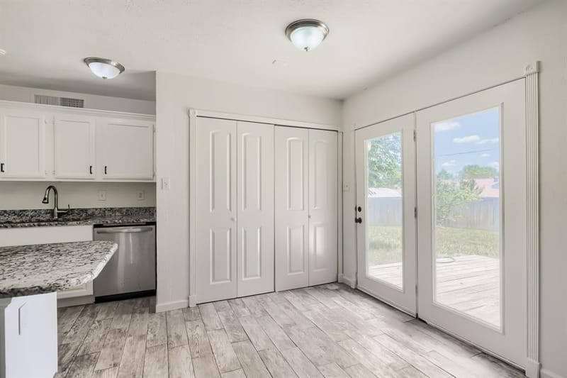 804 Netherland Drive, Arlington TX 76017 - Photo 12