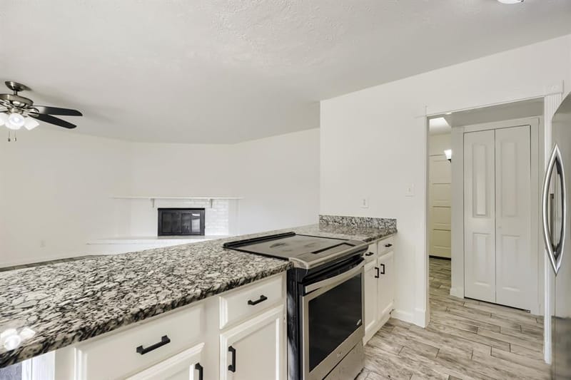 804 Netherland Drive, Arlington TX 76017 - Photo 10