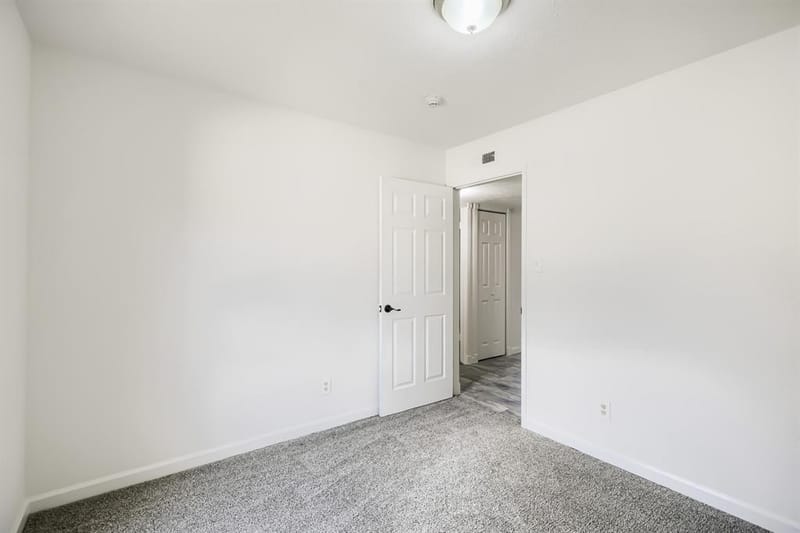 804 Netherland Drive, Arlington TX 76017 - Photo 18