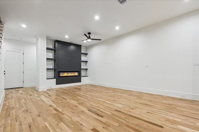2327 Vagas Street # 102, Dallas TX 75219 - Photo 2