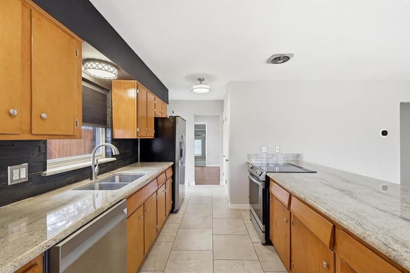 7329 Edgerton Drive, Dallas TX 75231 - Photo 15